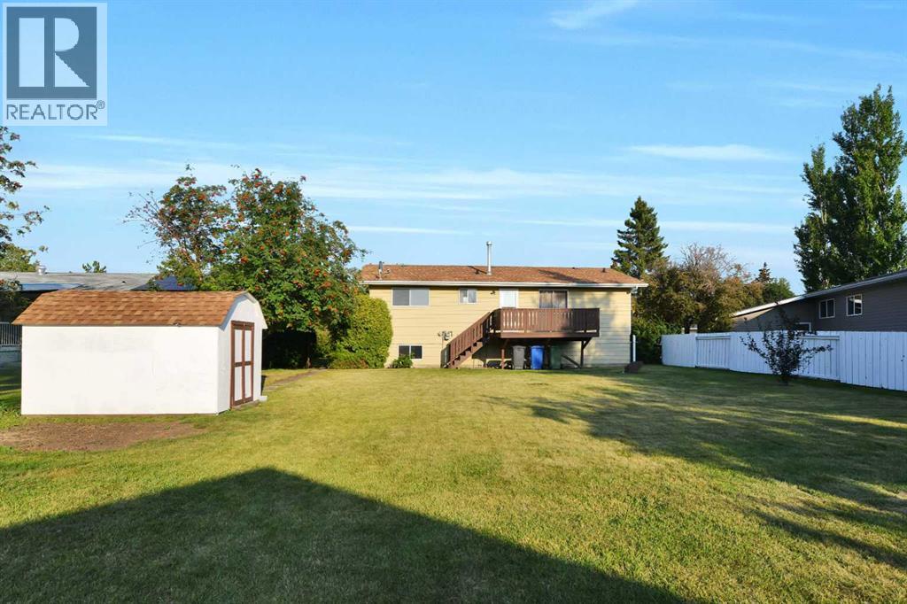 3727 50 Avenue, Innisfail, Alberta  T4G 1J1 - Photo 6 - A2256373