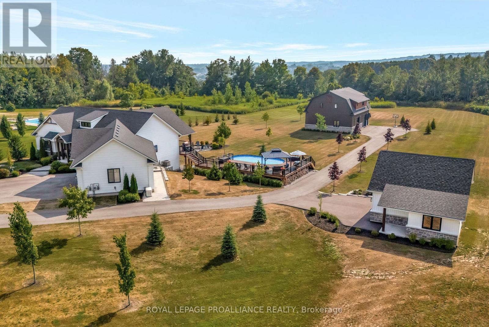 54 Georgina Street, Brighton, Ontario  K0K 1H0 - Photo 2 - X12404625