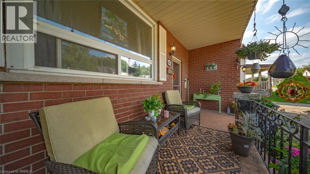6442 Taylor Street, Niagara Falls, Ontario  L2G 2G1 - Photo 4 - 40764054