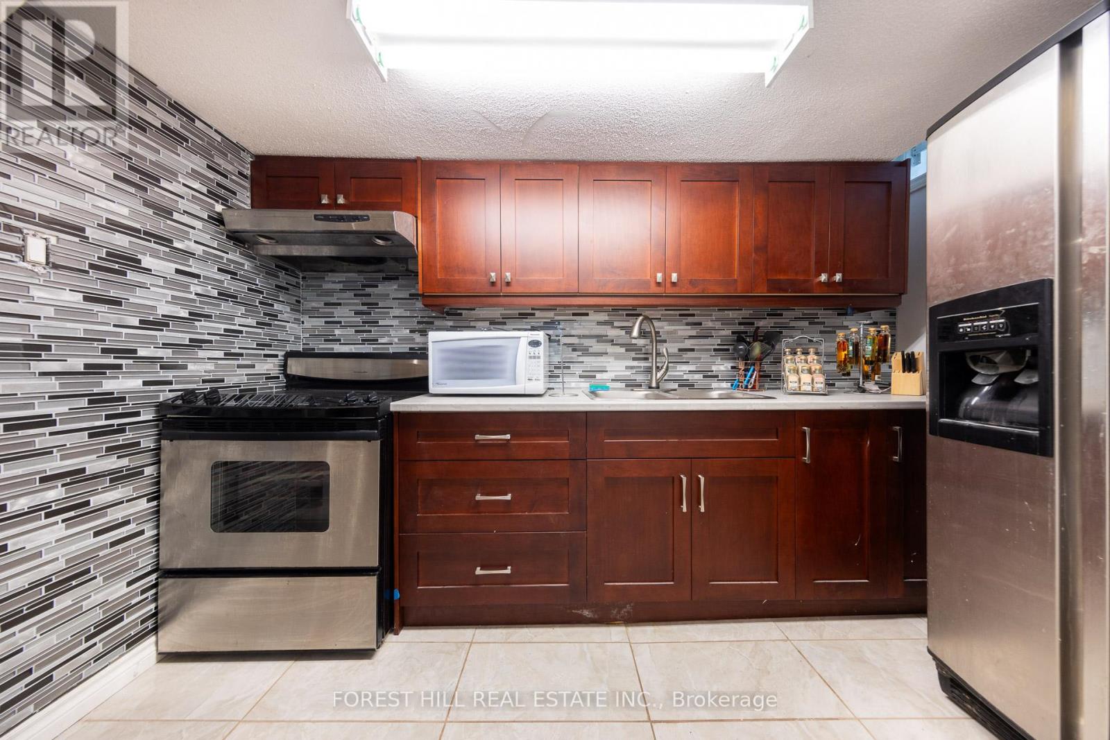 Bsmt - 32 Hamills Crescent, Richmond Hill, Ontario  L4S 1B9 - Photo 13 - N12404539