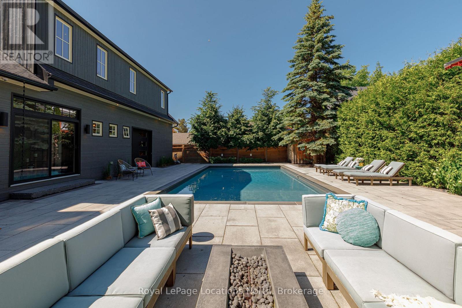369 Birch Street, Collingwood, Ontario  L9Y 2V9 - Photo 16 - S12404721