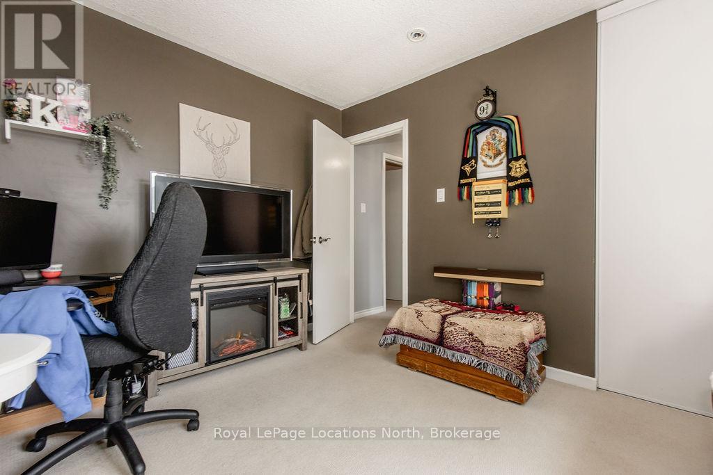 76 Courtice Crescent, Collingwood, Ontario  L9Y 4G1 - Photo 18 - S12404723