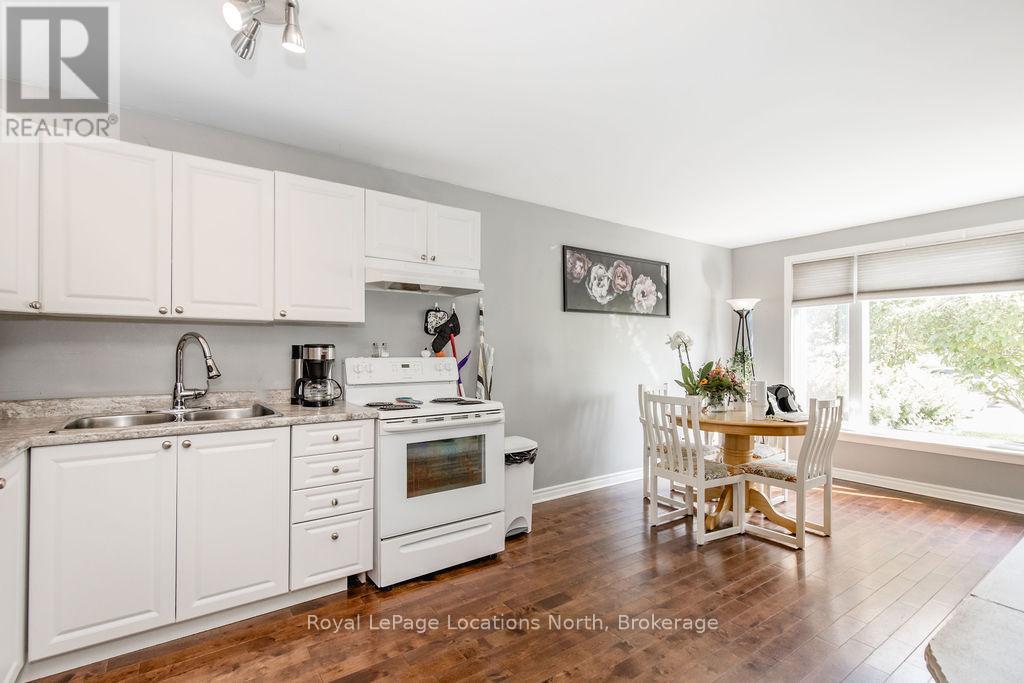 76 Courtice Crescent, Collingwood, Ontario  L9Y 4G1 - Photo 4 - S12404723