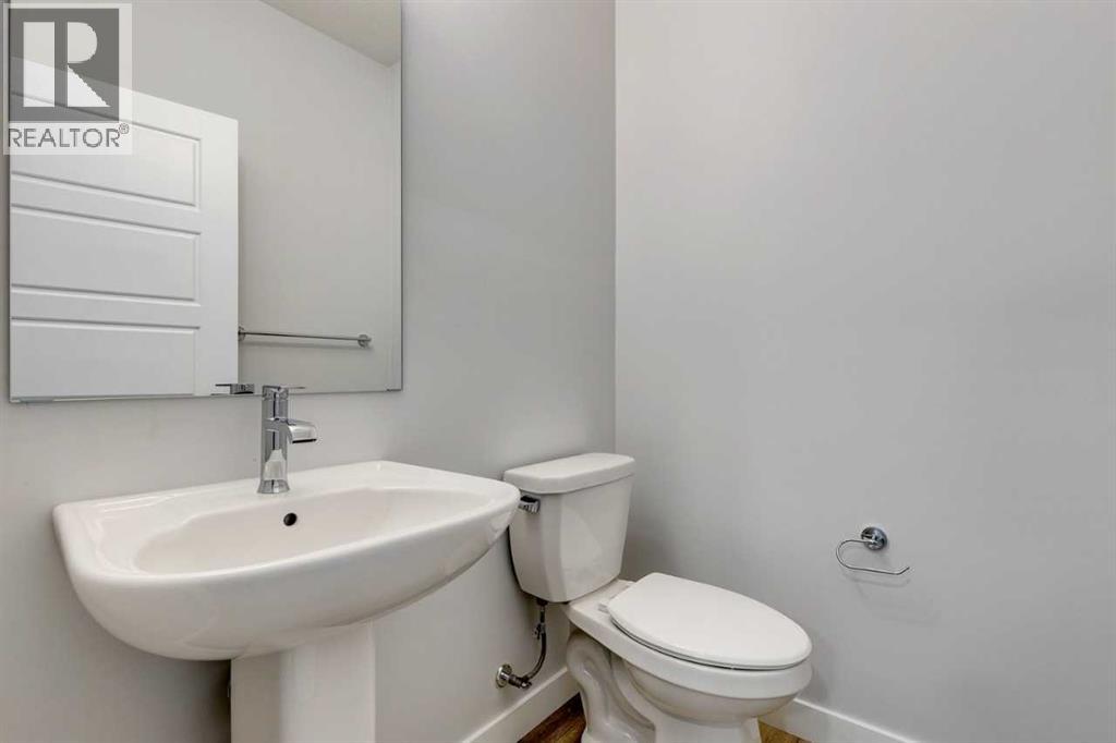 180 Sora Terrace Se, Calgary, Alberta  T3S 0M1 - Photo 3 - A2256791