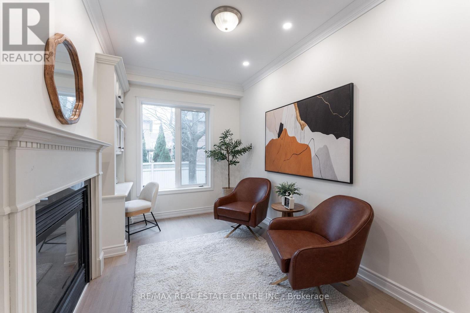 3352 Petrie Way, Oakville, Ontario  L6L 6V8 - Photo 17 - W12404542