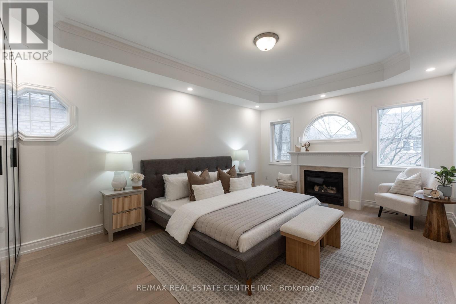 3352 Petrie Way, Oakville, Ontario  L6L 6V8 - Photo 21 - W12404542