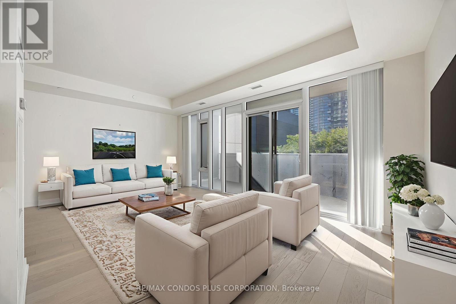518 - 330 RICHMOND STREET W, Toronto, Ontario
