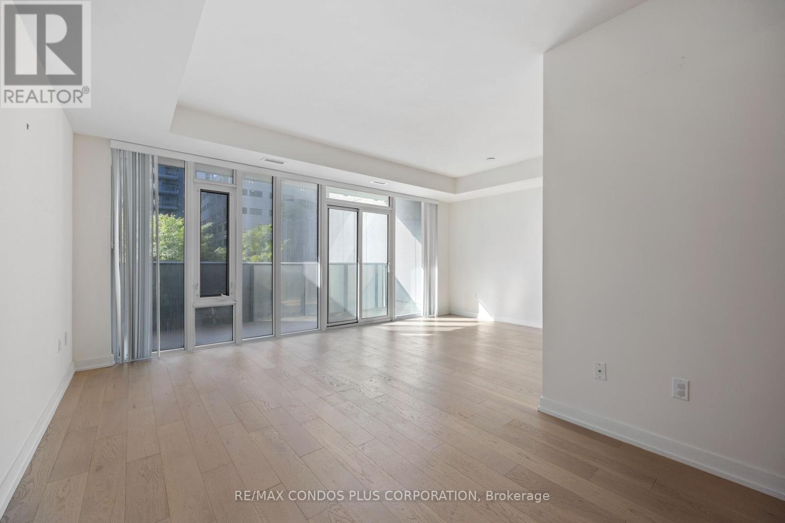 518 - 330 Richmond Street W, Toronto (Waterfront Communities), Ontario  M5V 1X2 - Photo 12 - C12404586