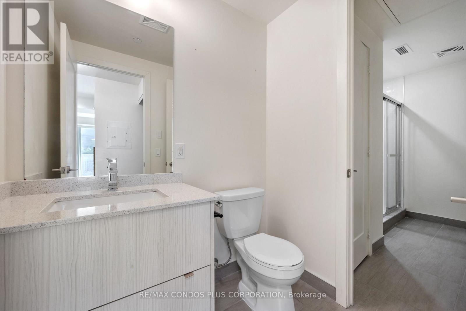 518 - 330 Richmond Street W, Toronto (Waterfront Communities), Ontario  M5V 1X2 - Photo 18 - C12404586