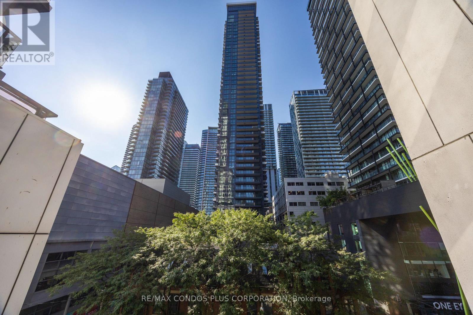 518 - 330 Richmond Street W, Toronto (Waterfront Communities), Ontario  M5V 1X2 - Photo 24 - C12404586