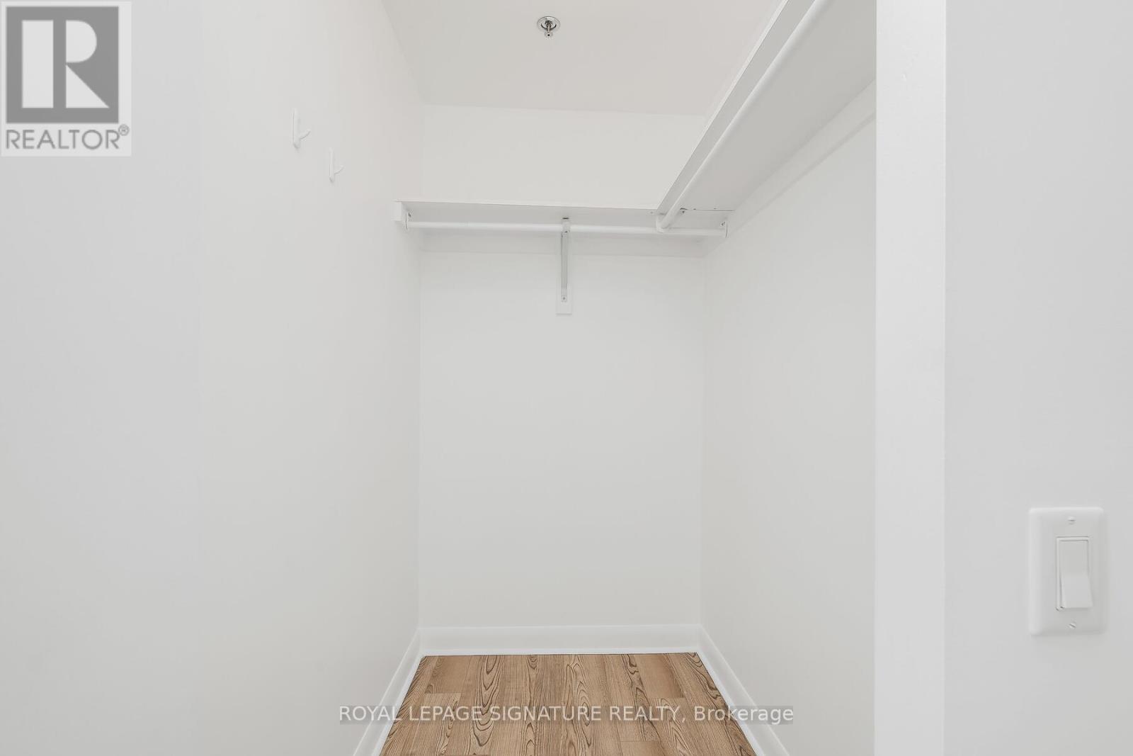 1802 - 375 King Street W, Toronto, Ontario  M5V 1K5 - Photo 16 - C12404612