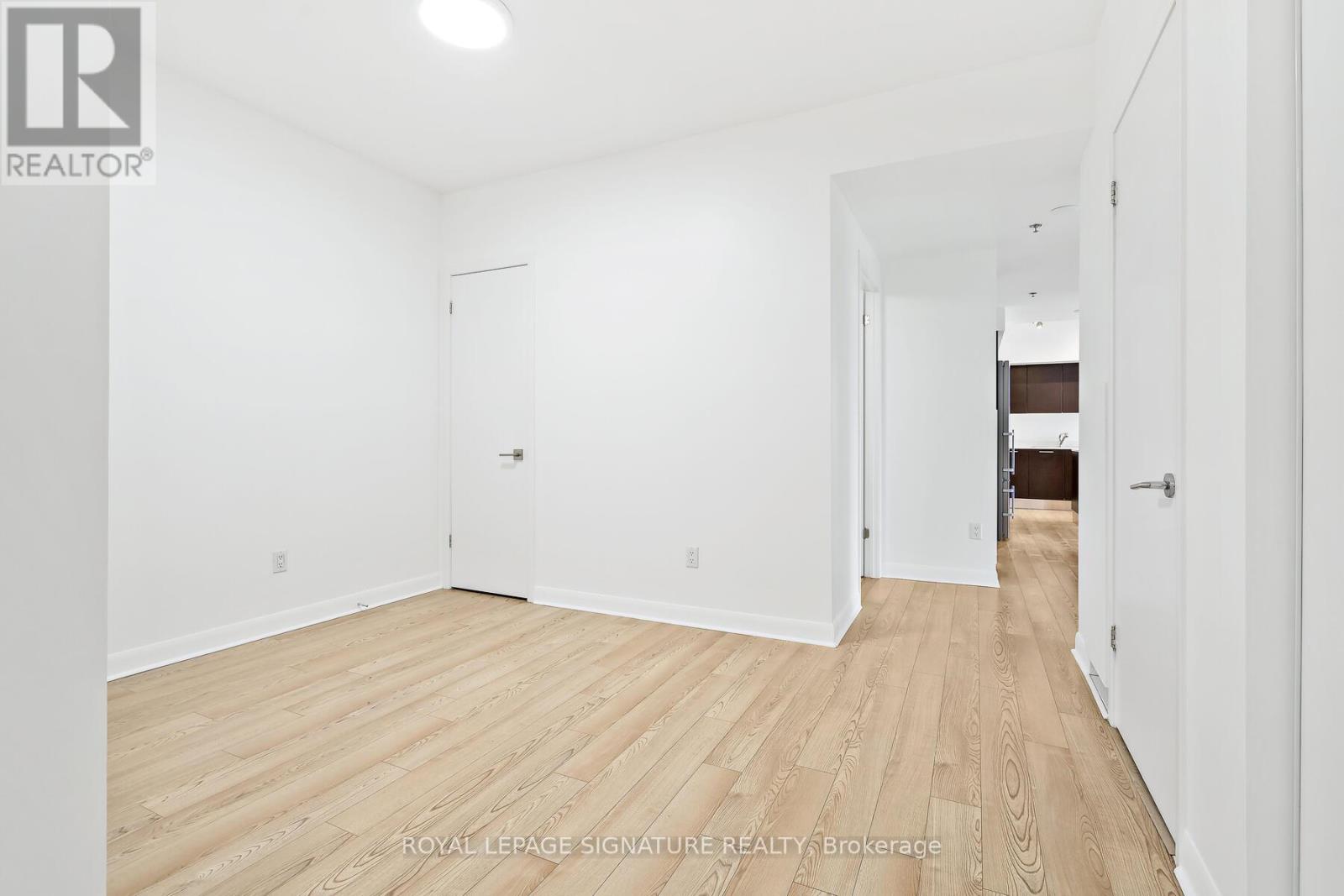 1802 - 375 King Street W, Toronto, Ontario  M5V 1K5 - Photo 3 - C12404612