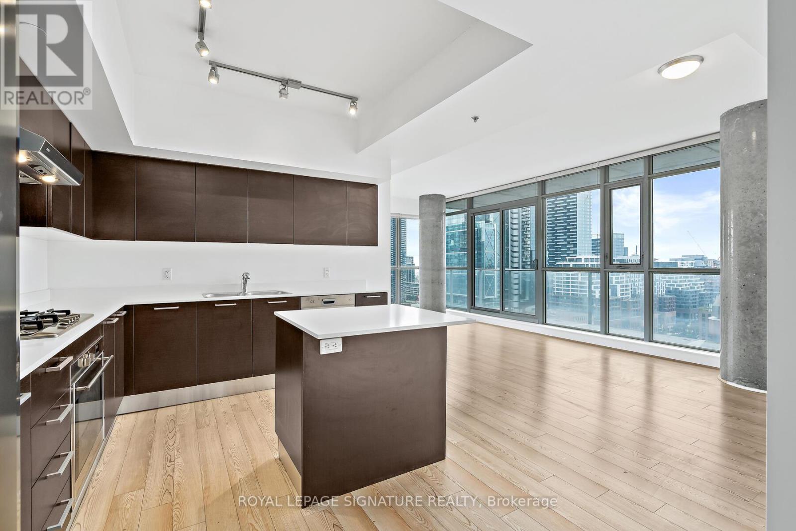 1802 - 375 King Street W, Toronto, Ontario  M5V 1K5 - Photo 7 - C12404612