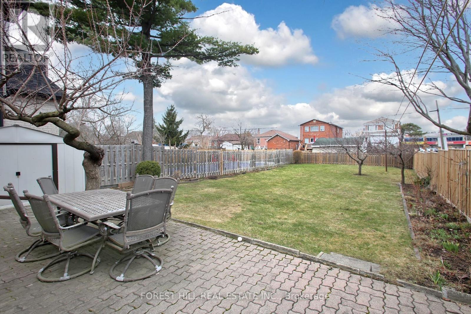 26 Alexis Boulevard, Toronto, Ontario  M3H 2P4 - Photo 20 - C12404648