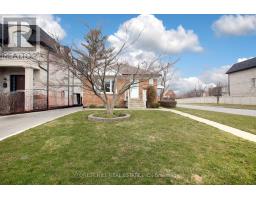 26 ALEXIS BOULEVARD, Toronto, Ontario