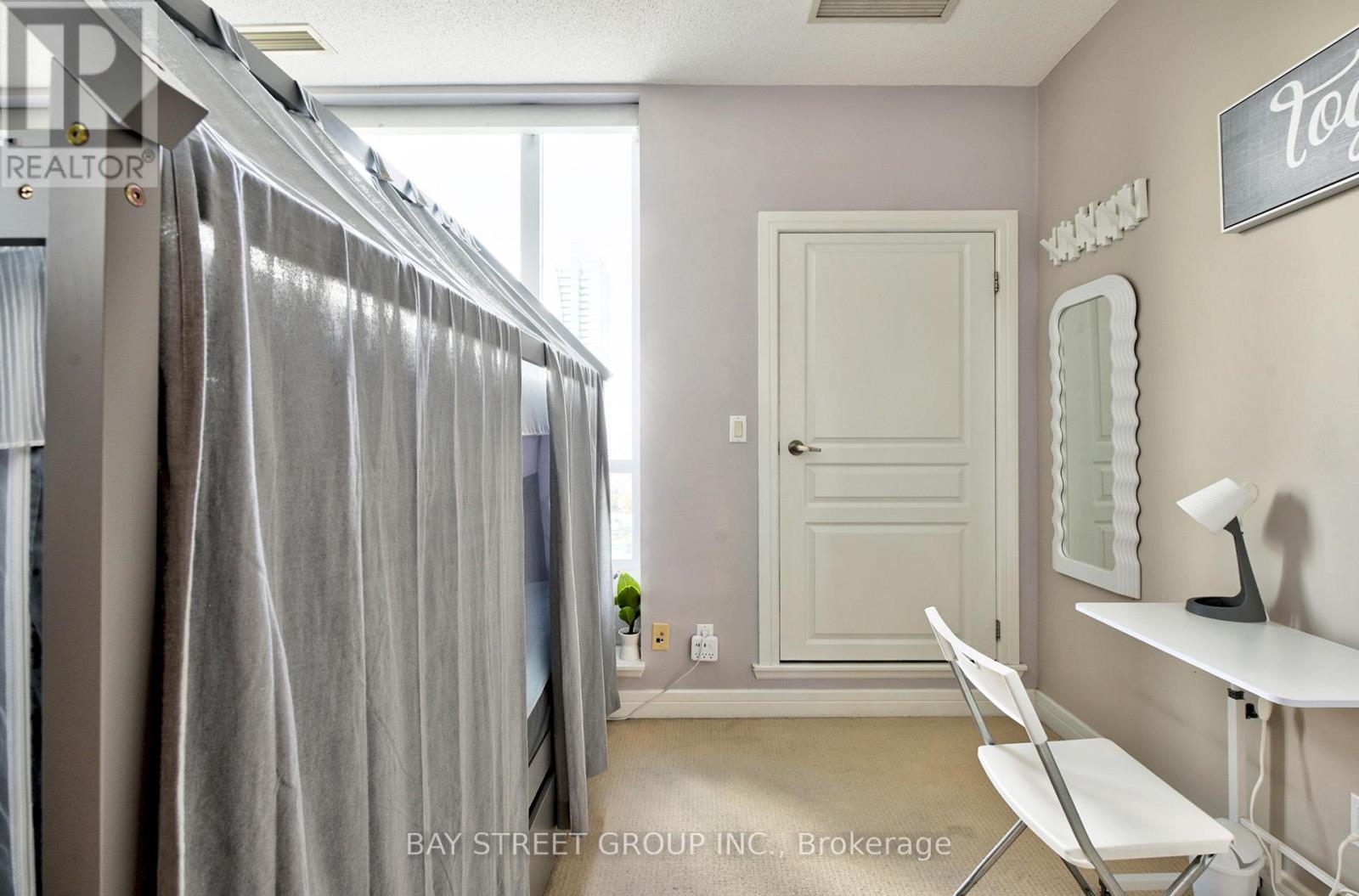Uph3 - 1 Avondale Avenue, Toronto, Ontario  M2N 7J1 - Photo 19 - C12404700