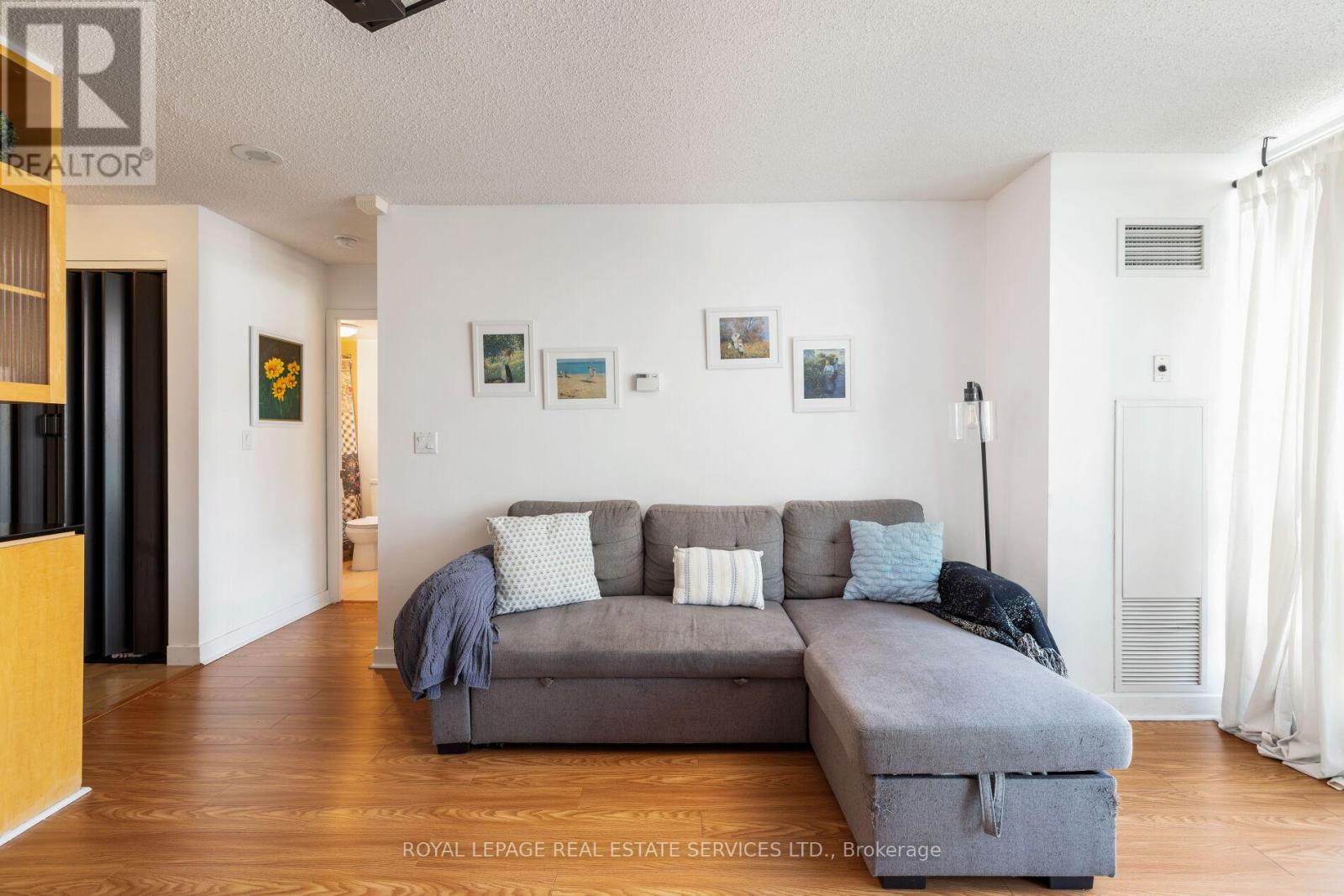605 - 397 Front Street W, Toronto, Ontario  M5V 3S1 - Photo 12 - C12404718