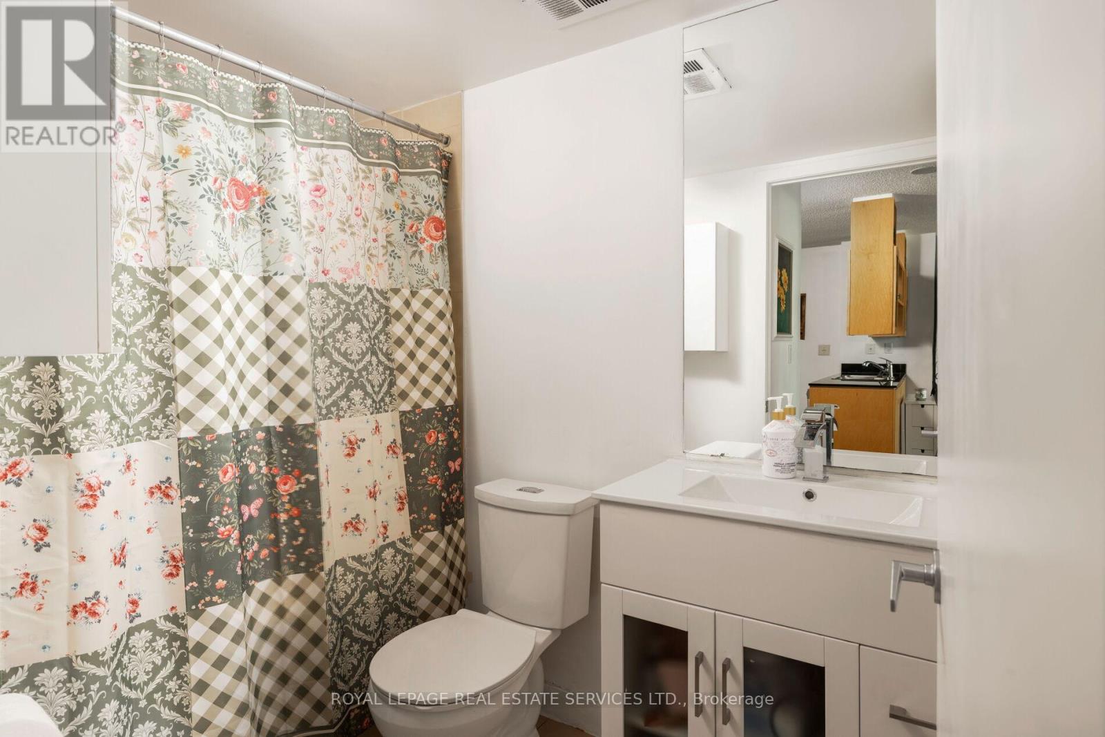 605 - 397 Front Street W, Toronto, Ontario  M5V 3S1 - Photo 19 - C12404718