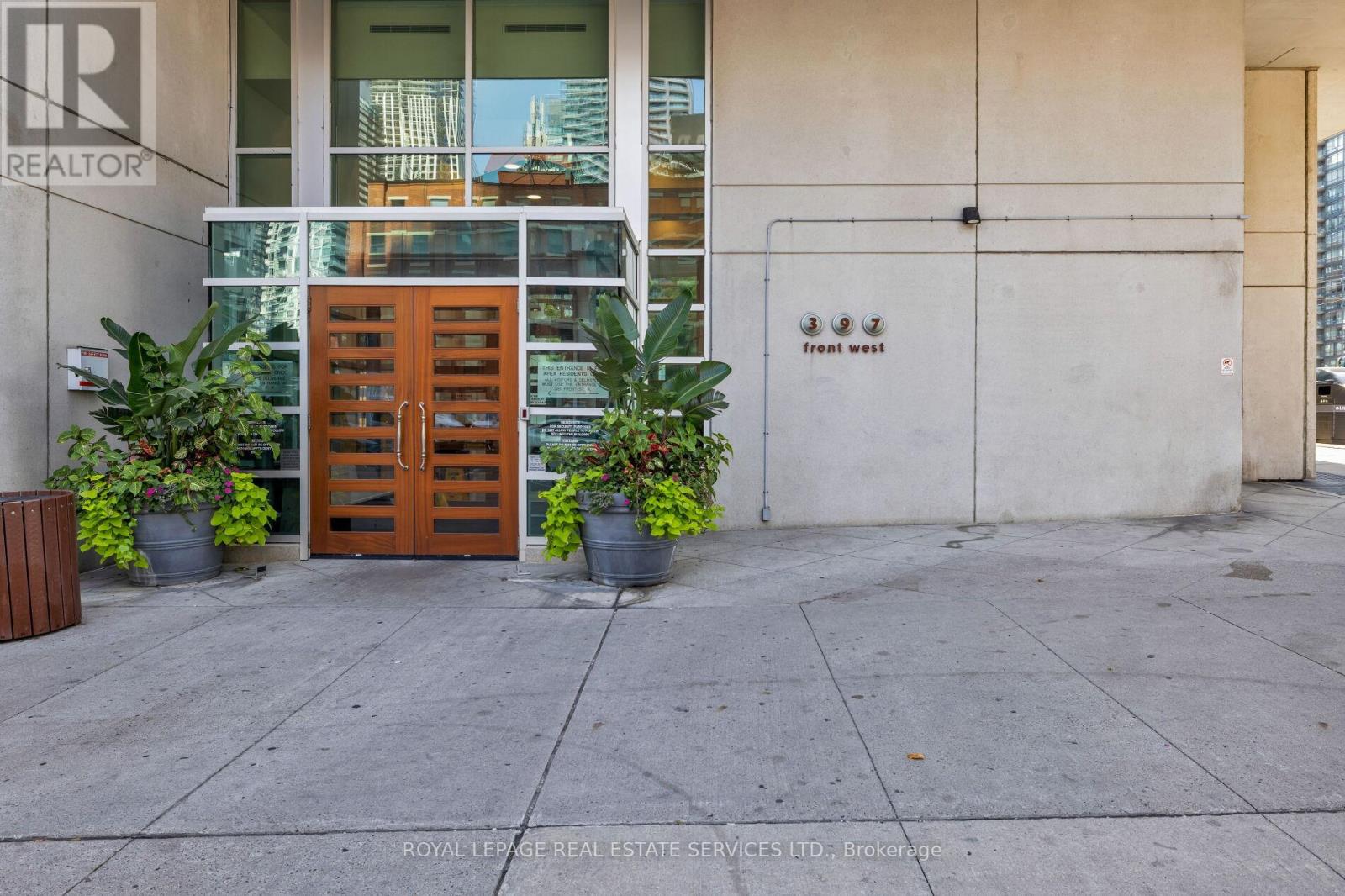 605 - 397 Front Street W, Toronto, Ontario  M5V 3S1 - Photo 3 - C12404718