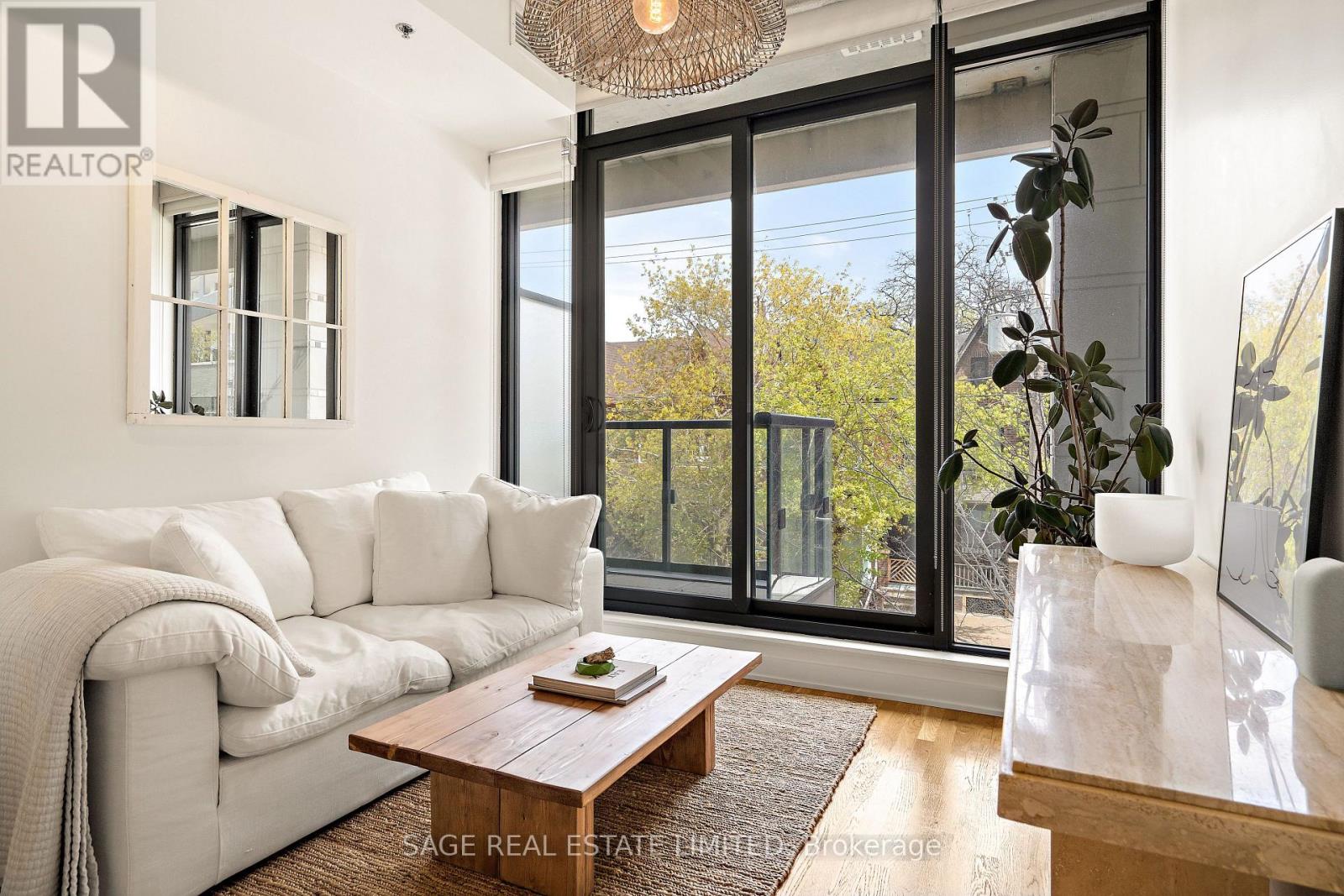 216 - 8 Dovercourt Road, Toronto, Ontario  M6J 0B6 - Photo 2 - C12404726