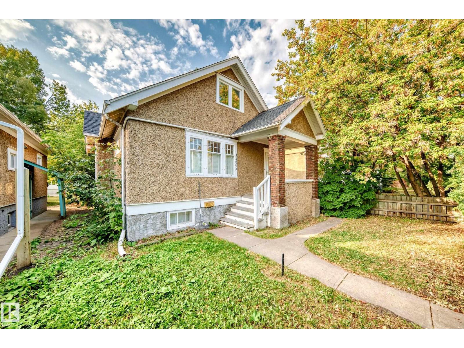 12605 107 AV NW, Edmonton, Alberta