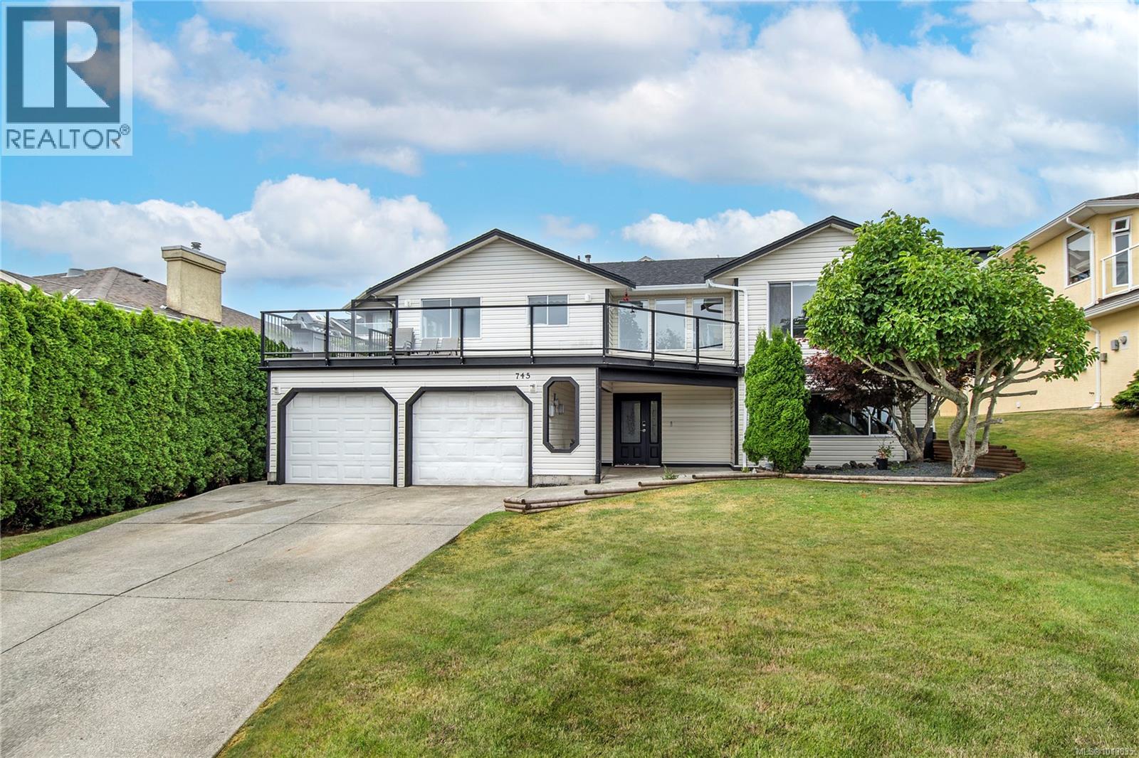 745 Bowen Rd, Campbell River, British Columbia