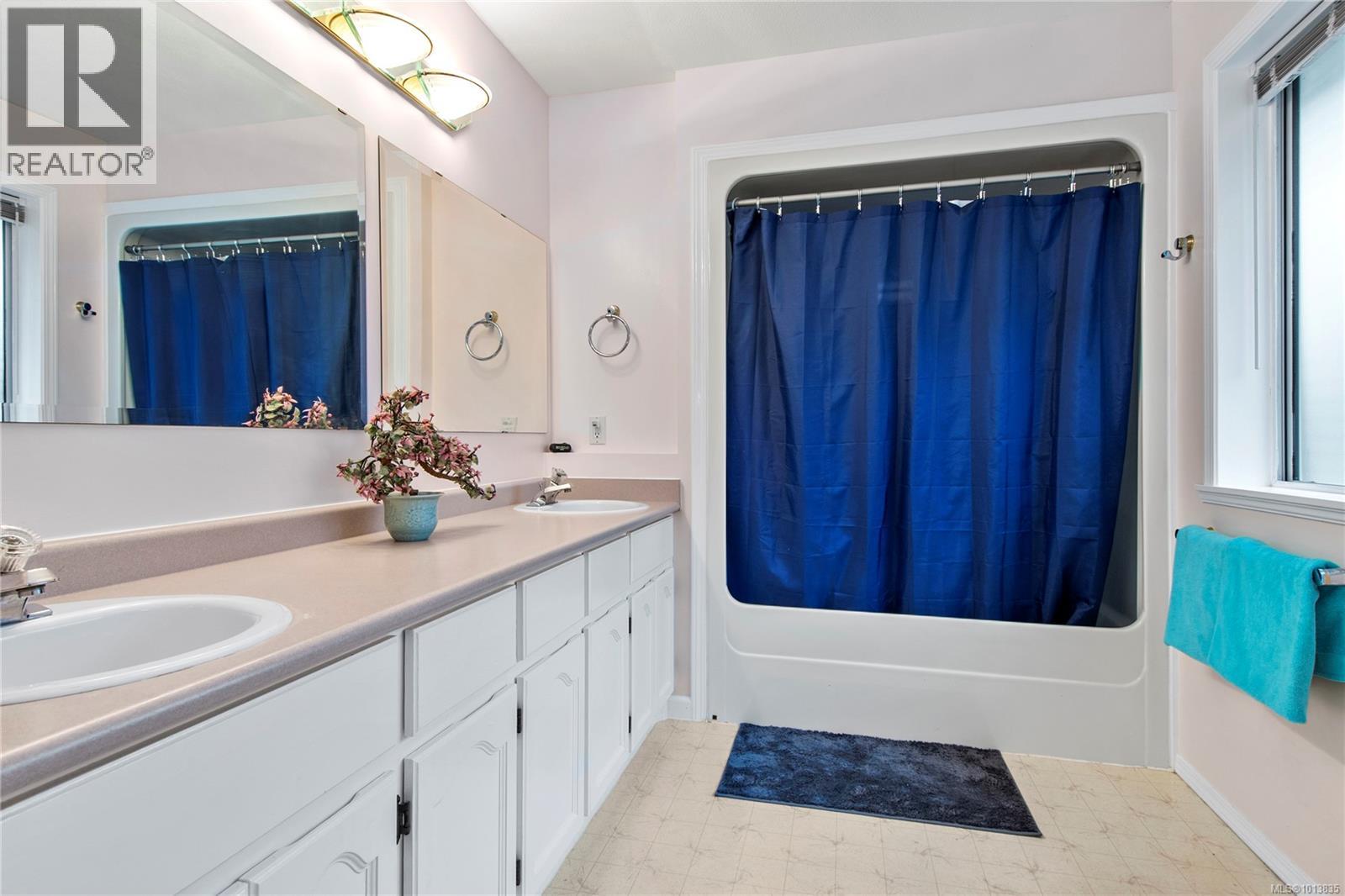 745 Bowen Rd, Campbell River, British Columbia  V9H 1S2 - Photo 15 - 1013835