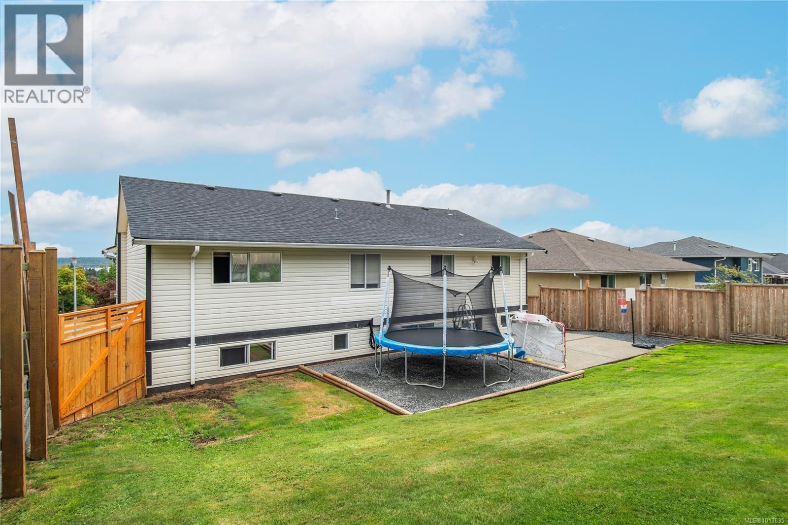745 Bowen Rd, Campbell River, British Columbia  V9H 1S2 - Photo 46 - 1013835