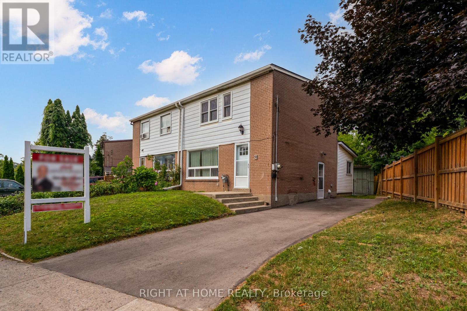 58 ANACONDA AVENUE, Toronto, Ontario
