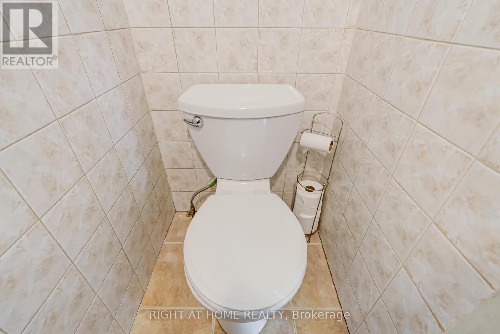 58 Anaconda Avenue, Toronto, Ontario  M1L 4M2 - Photo 11 - E12404576