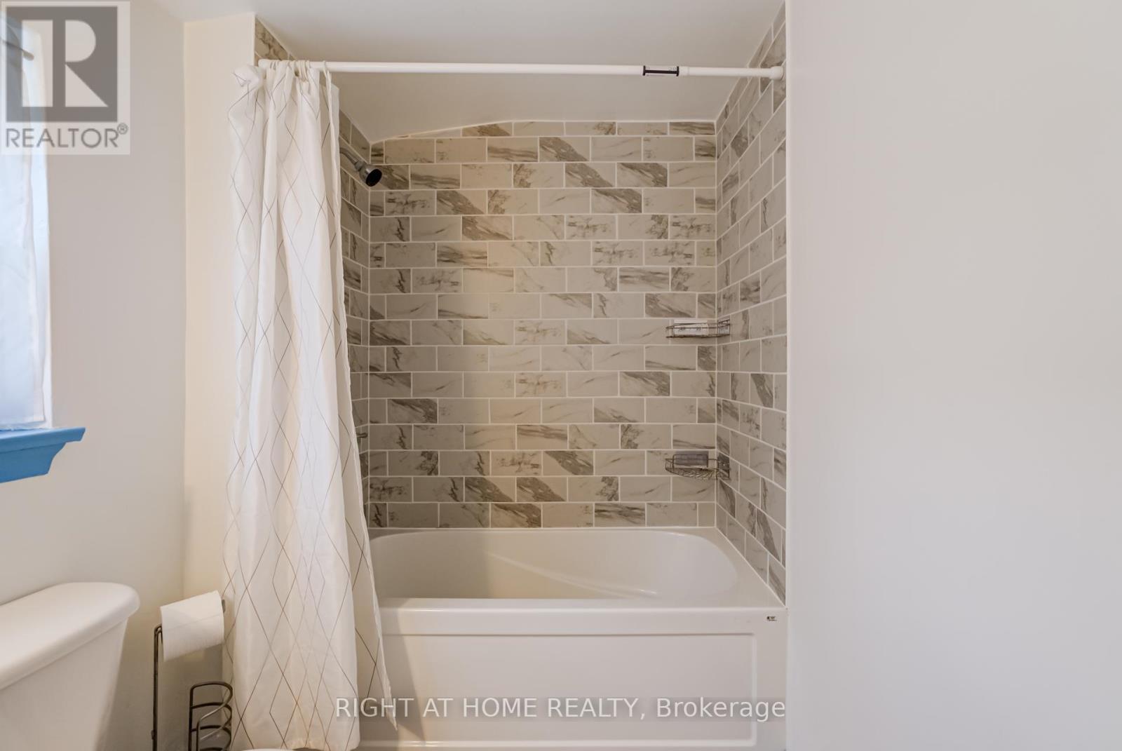 58 Anaconda Avenue, Toronto, Ontario  M1L 4M2 - Photo 20 - E12404576
