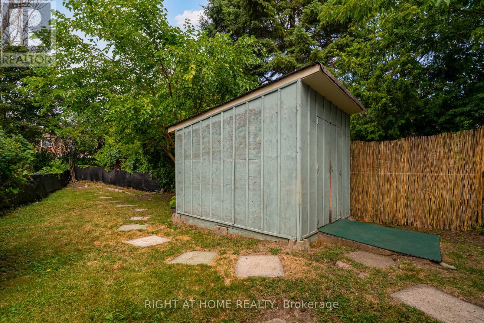 58 Anaconda Avenue, Toronto, Ontario  M1L 4M2 - Photo 26 - E12404576