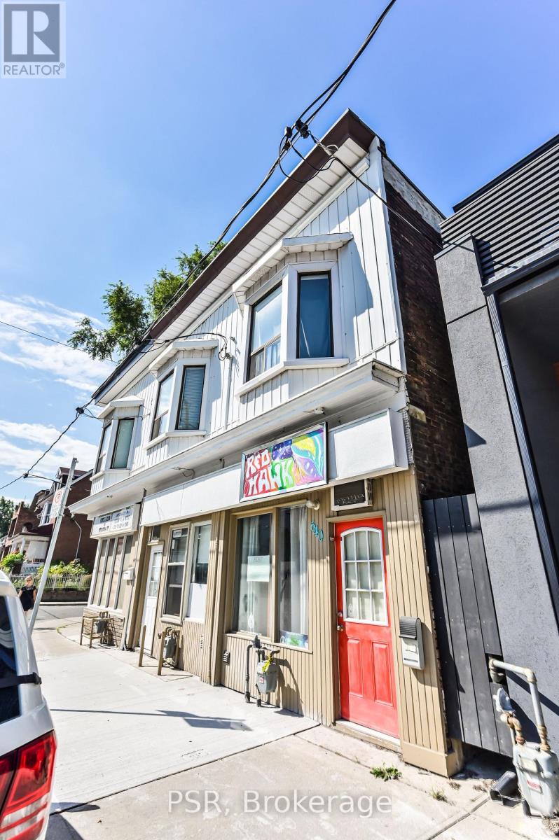 640 PAPE AVENUE, Toronto, Ontario