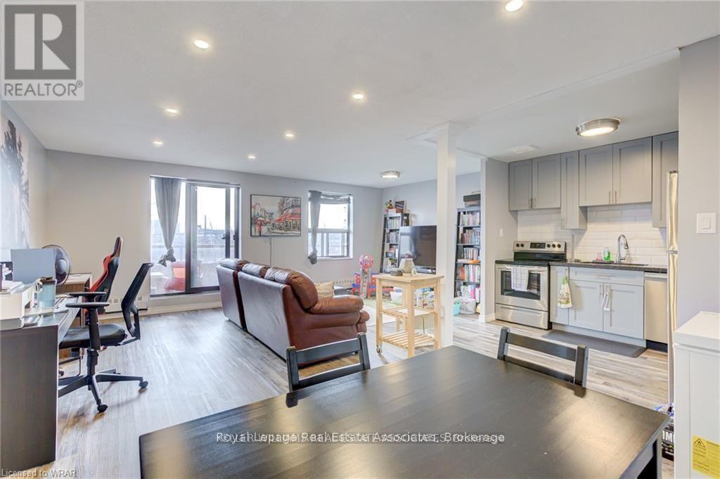309 - 1100 Courtland Avenue, Kitchener, Ontario  N2C 2H9 - Photo 4 - X12404533