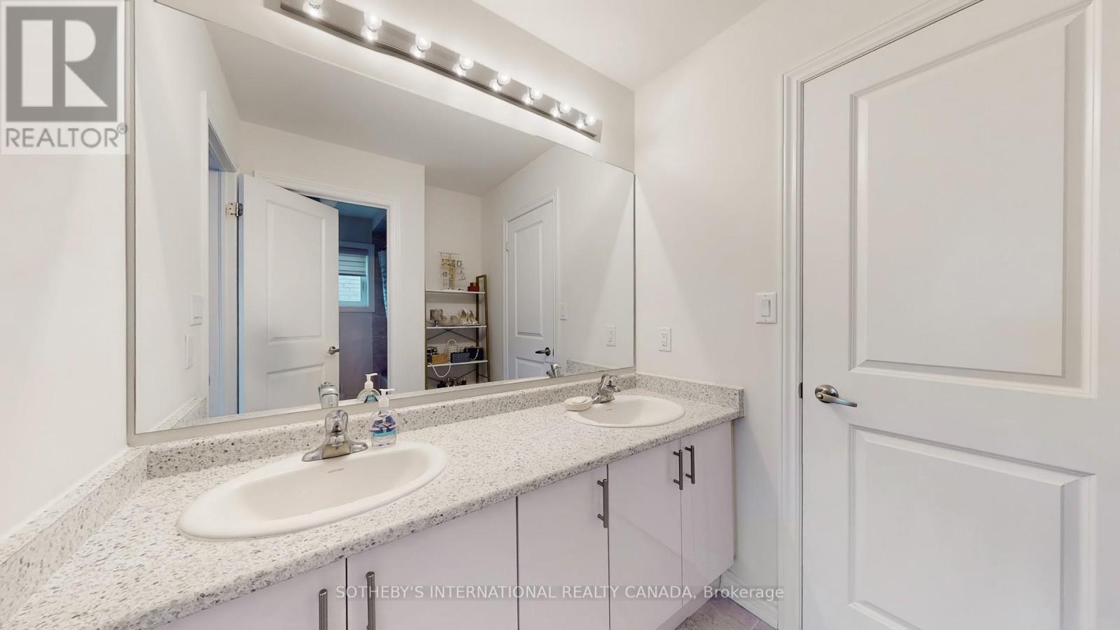 1633 Corsal Court, Innisfil, Ontario  L9S 0J9 - Photo 19 - N12400825