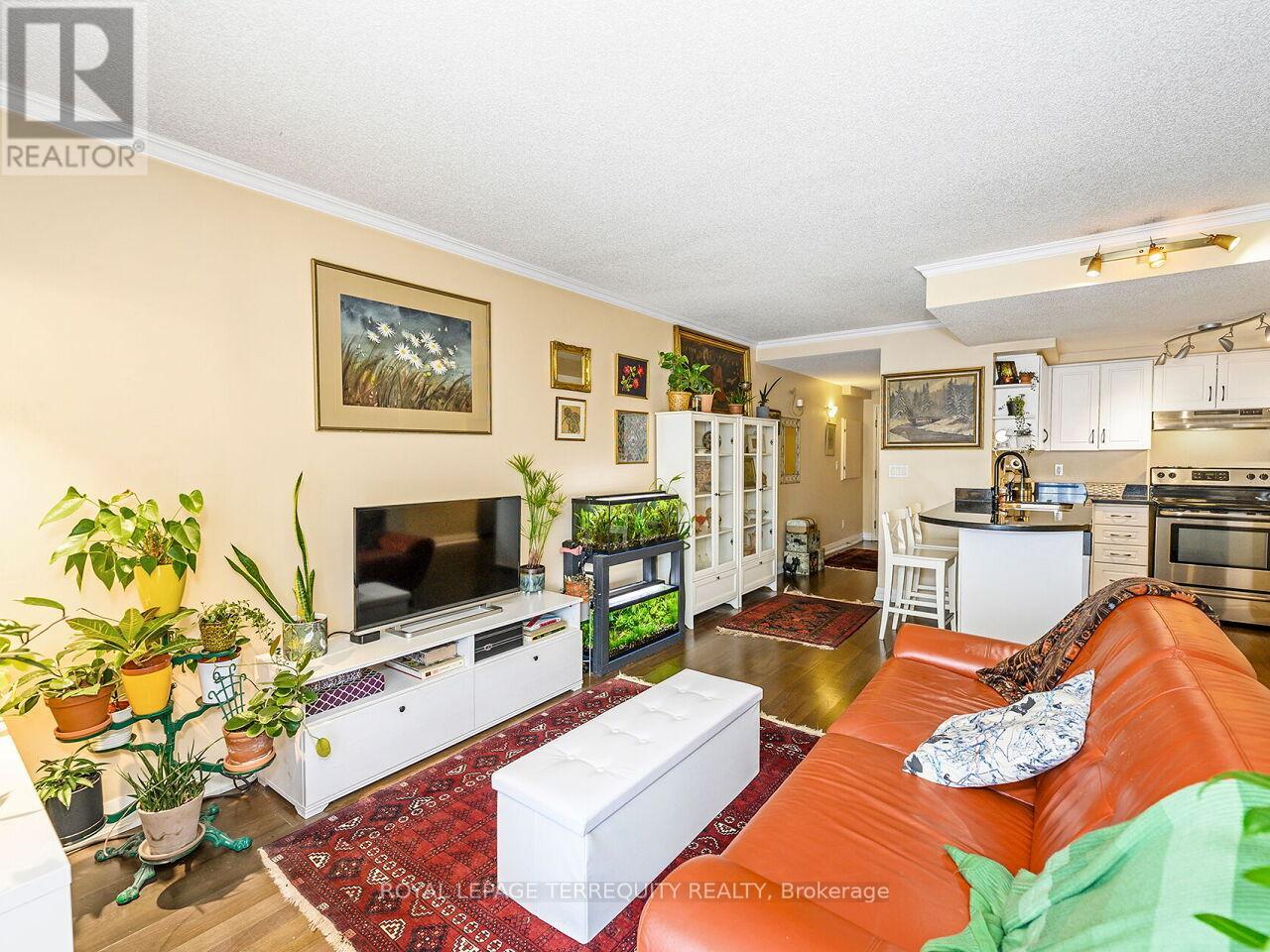 503 - 35 Hunt Avenue, Richmond Hill (Mill Pond), Ontario  L4C 4H1 - Photo 18 - N12404583