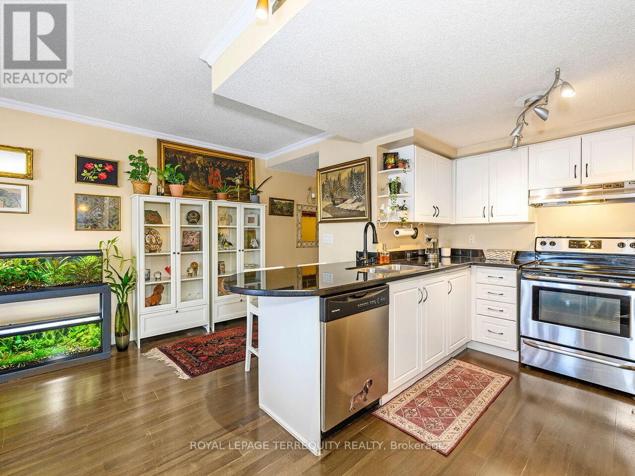 503 - 35 Hunt Avenue, Richmond Hill (Mill Pond), Ontario  L4C 4H1 - Photo 22 - N12404583