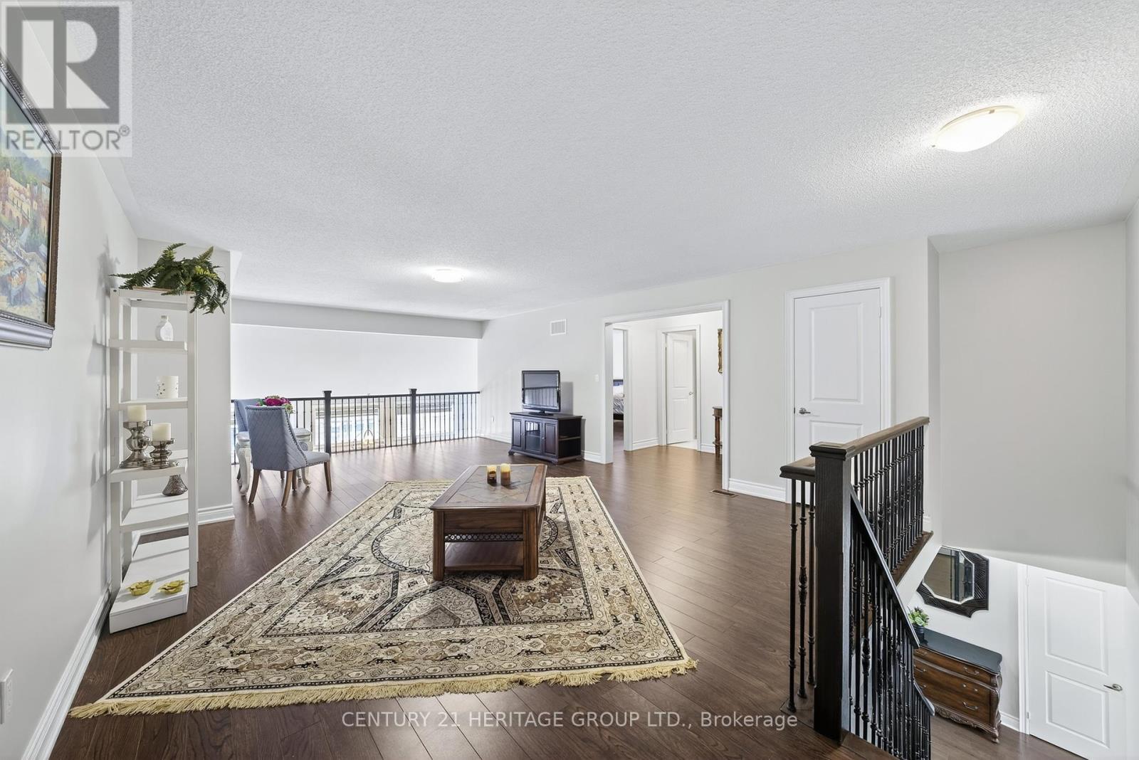 90 Gibson Circle, Bradford West Gwillimbury, Ontario  L3Z 0W9 - Photo 27 - N12404662
