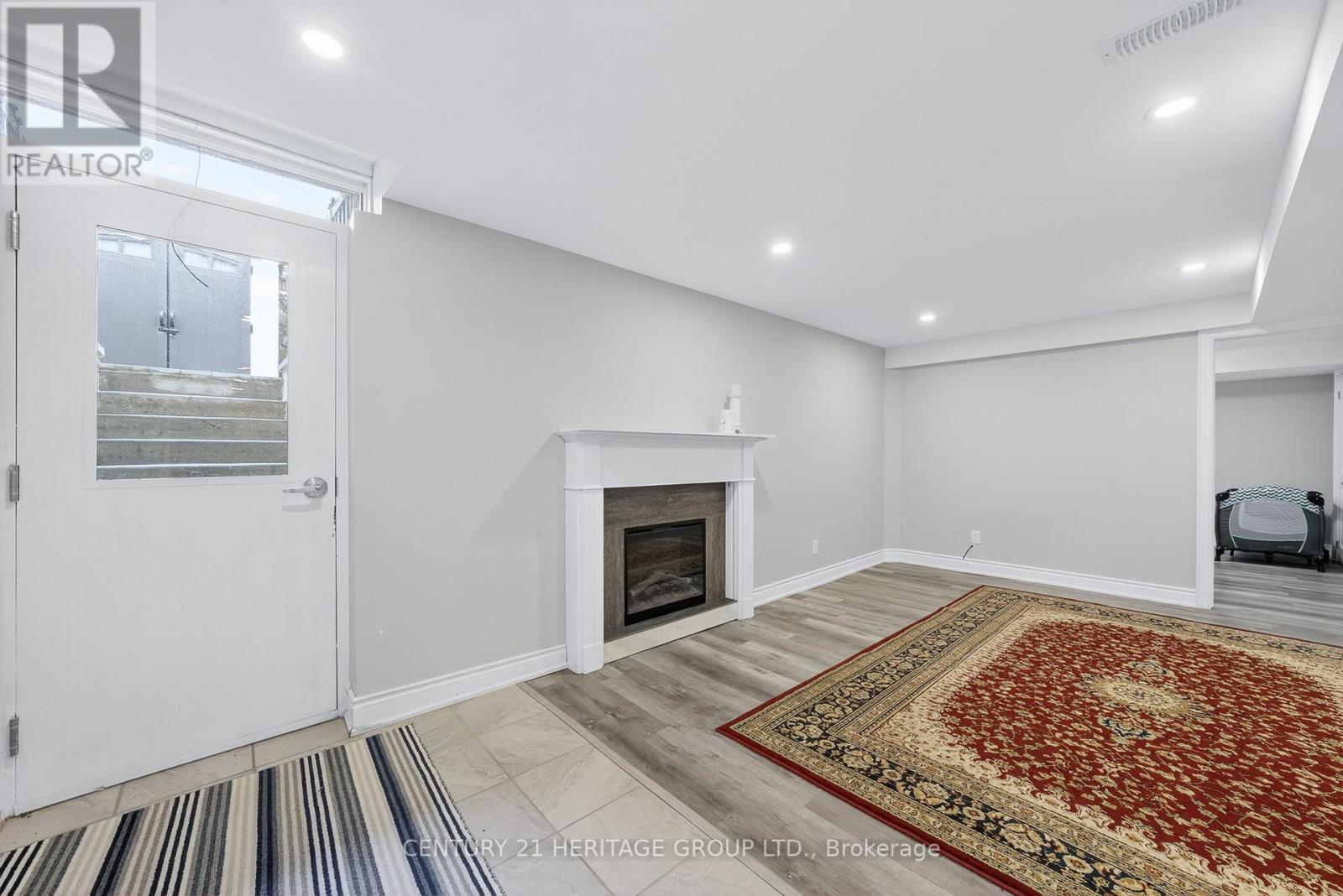 90 Gibson Circle, Bradford West Gwillimbury, Ontario  L3Z 0W9 - Photo 36 - N12404662