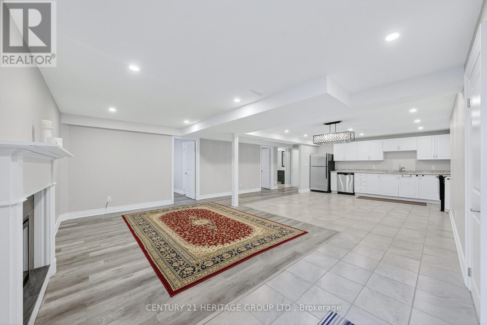90 Gibson Circle, Bradford West Gwillimbury, Ontario  L3Z 0W9 - Photo 37 - N12404662