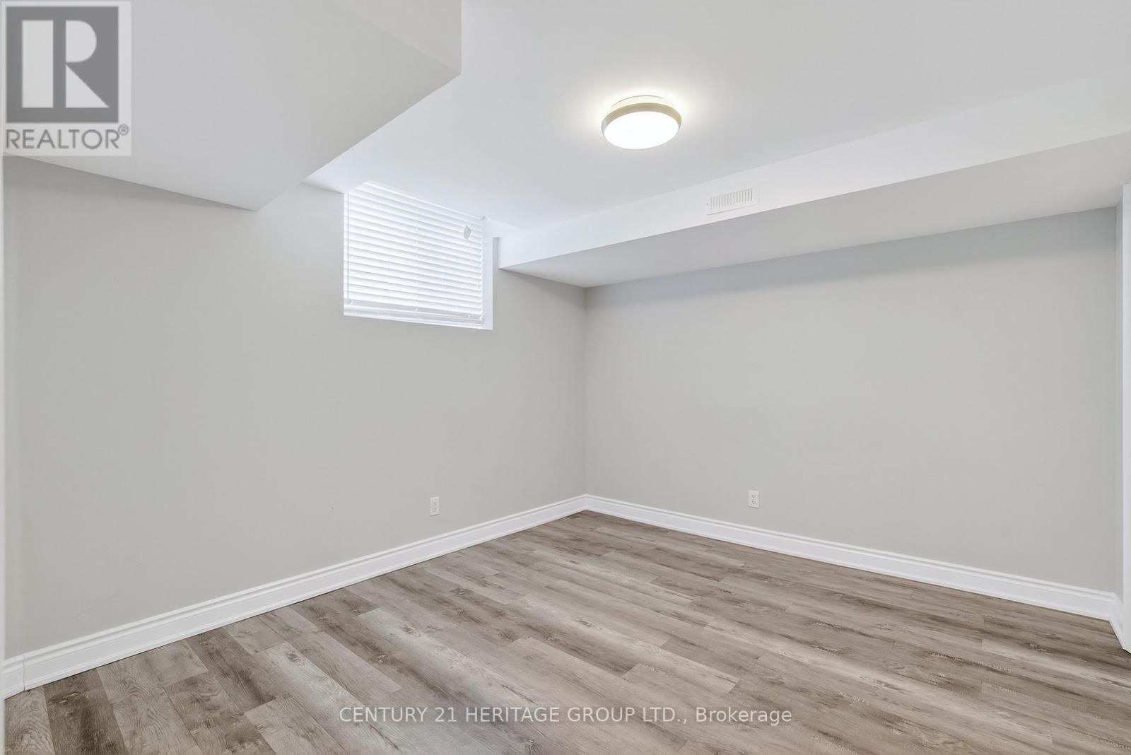 90 Gibson Circle, Bradford West Gwillimbury, Ontario  L3Z 0W9 - Photo 39 - N12404662