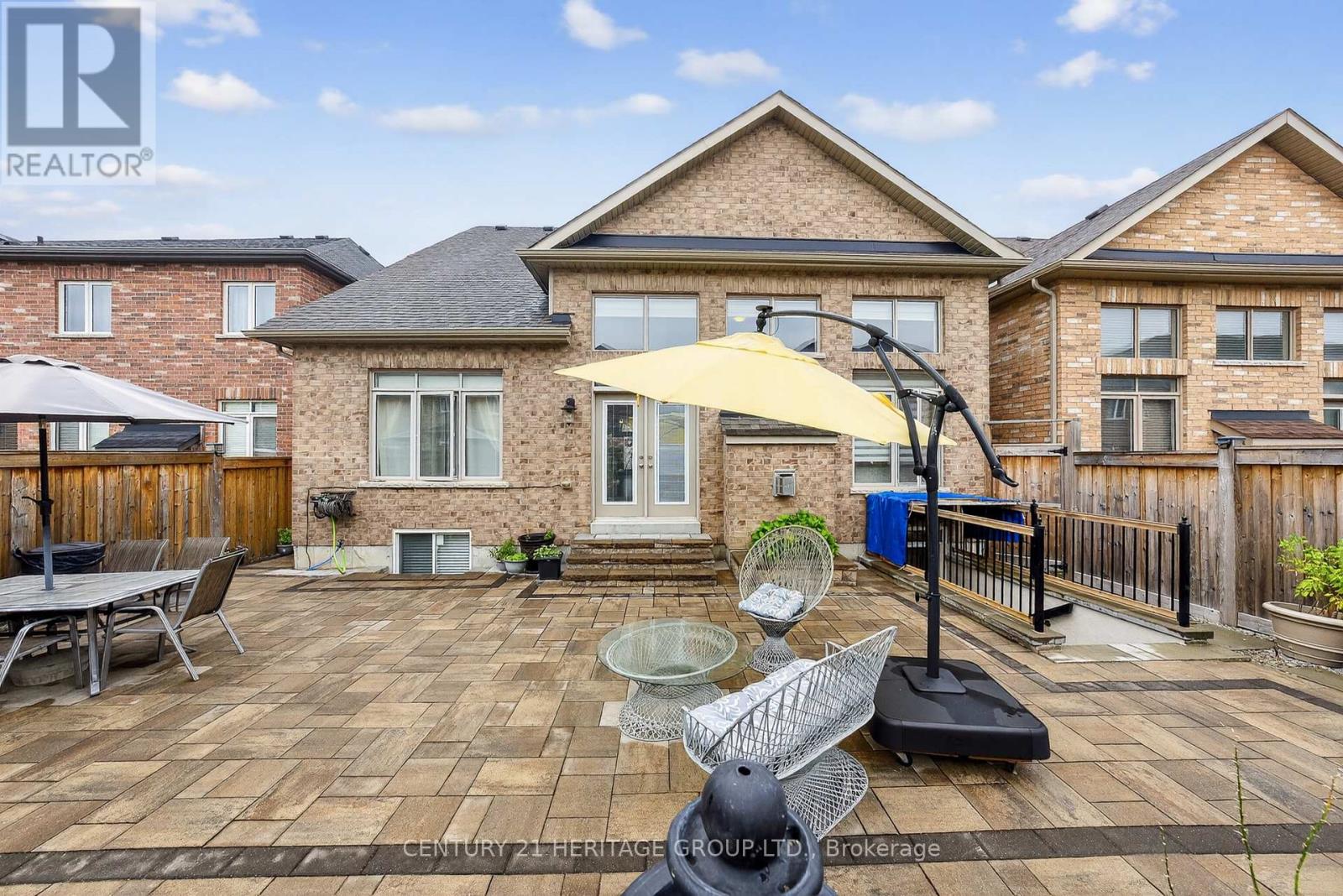 90 Gibson Circle, Bradford West Gwillimbury, Ontario  L3Z 0W9 - Photo 44 - N12404662