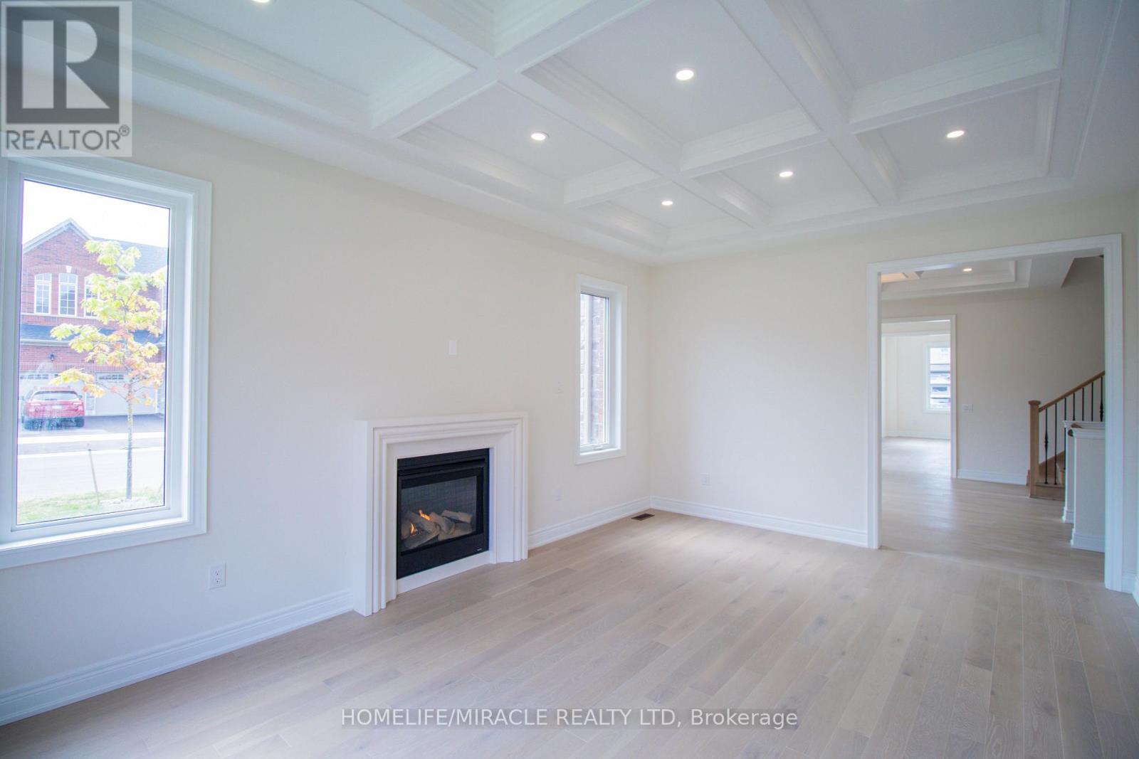 126 Petal Avenue, East Gwillimbury (Queensville), Ontario  L9N 0Y4 - Photo 13 - N12404687