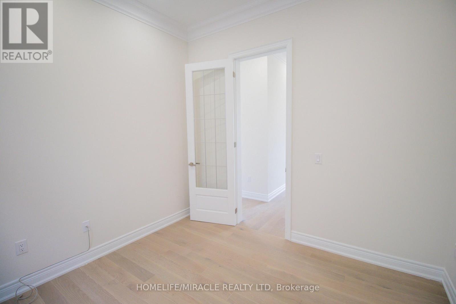 126 Petal Avenue, East Gwillimbury (Queensville), Ontario  L9N 0Y4 - Photo 16 - N12404687