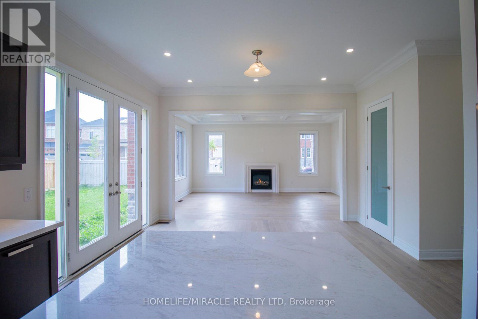 126 Petal Avenue, East Gwillimbury (Queensville), Ontario  L9N 0Y4 - Photo 22 - N12404687