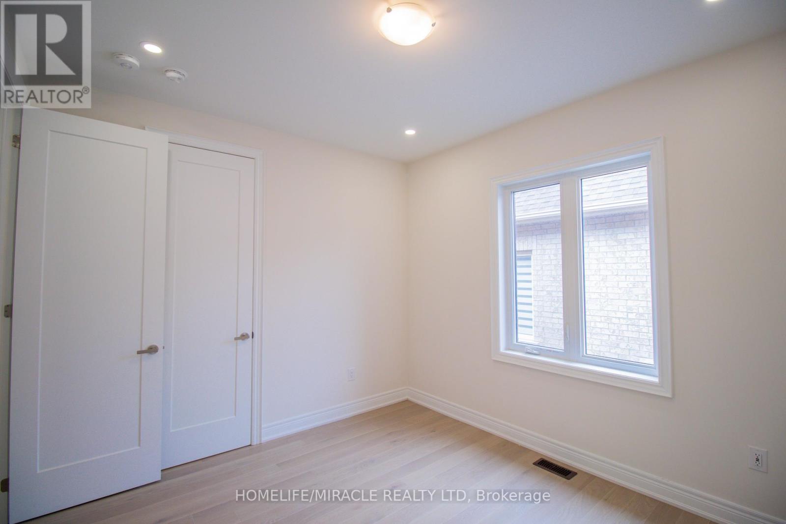 126 Petal Avenue, East Gwillimbury (Queensville), Ontario  L9N 0Y4 - Photo 36 - N12404687