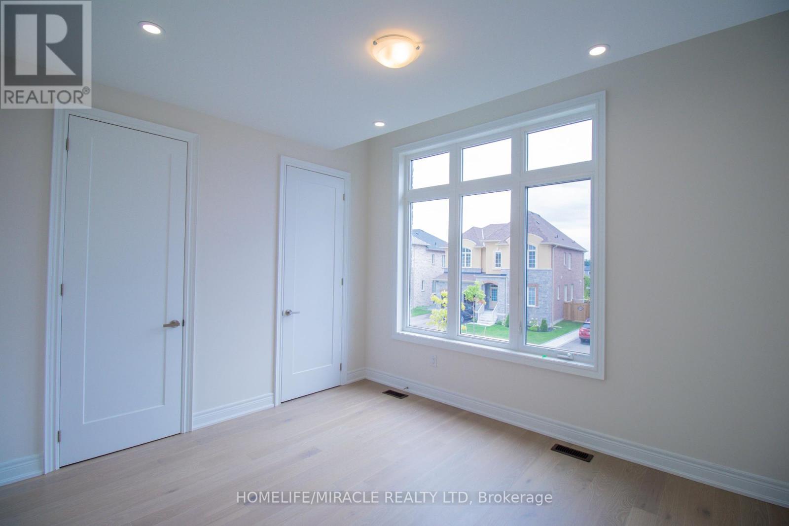 126 Petal Avenue, East Gwillimbury (Queensville), Ontario  L9N 0Y4 - Photo 41 - N12404687