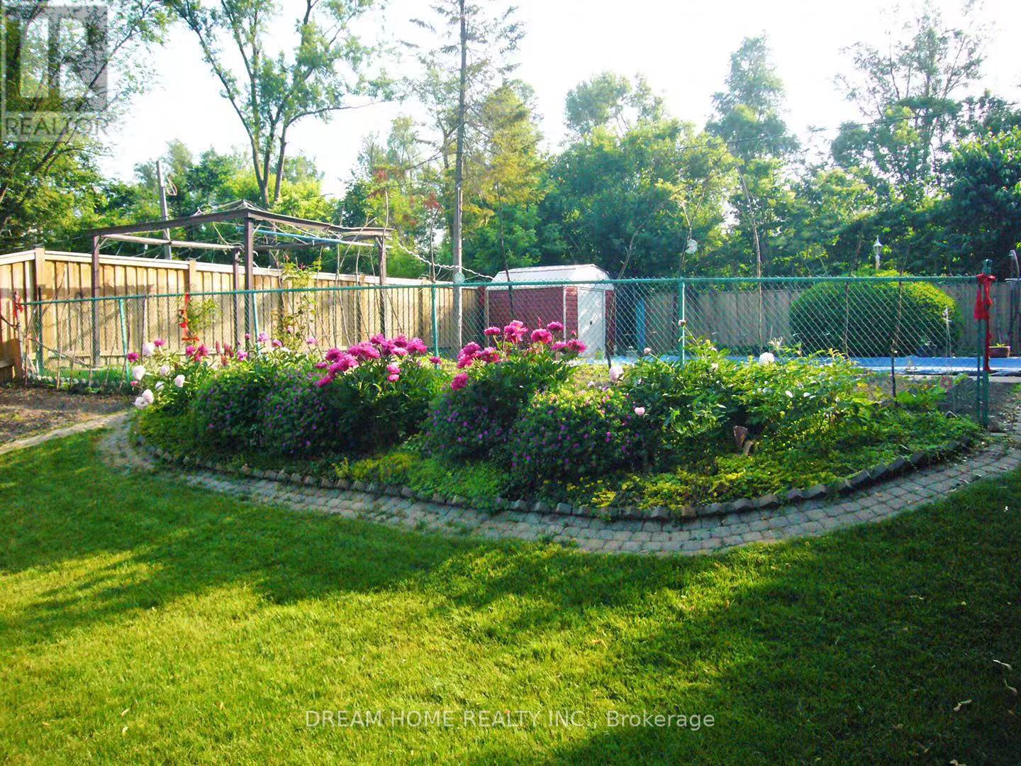 93 Babcombe Drive, Markham, Ontario  L3T 1M9 - Photo 7 - N12404722