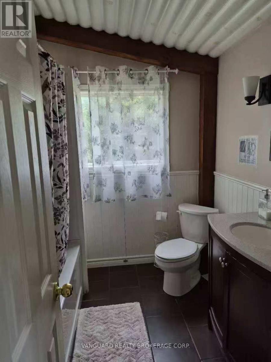 7696 South River Road, Ramara, Ontario  L0K 2B0 - Photo 11 - S12404607