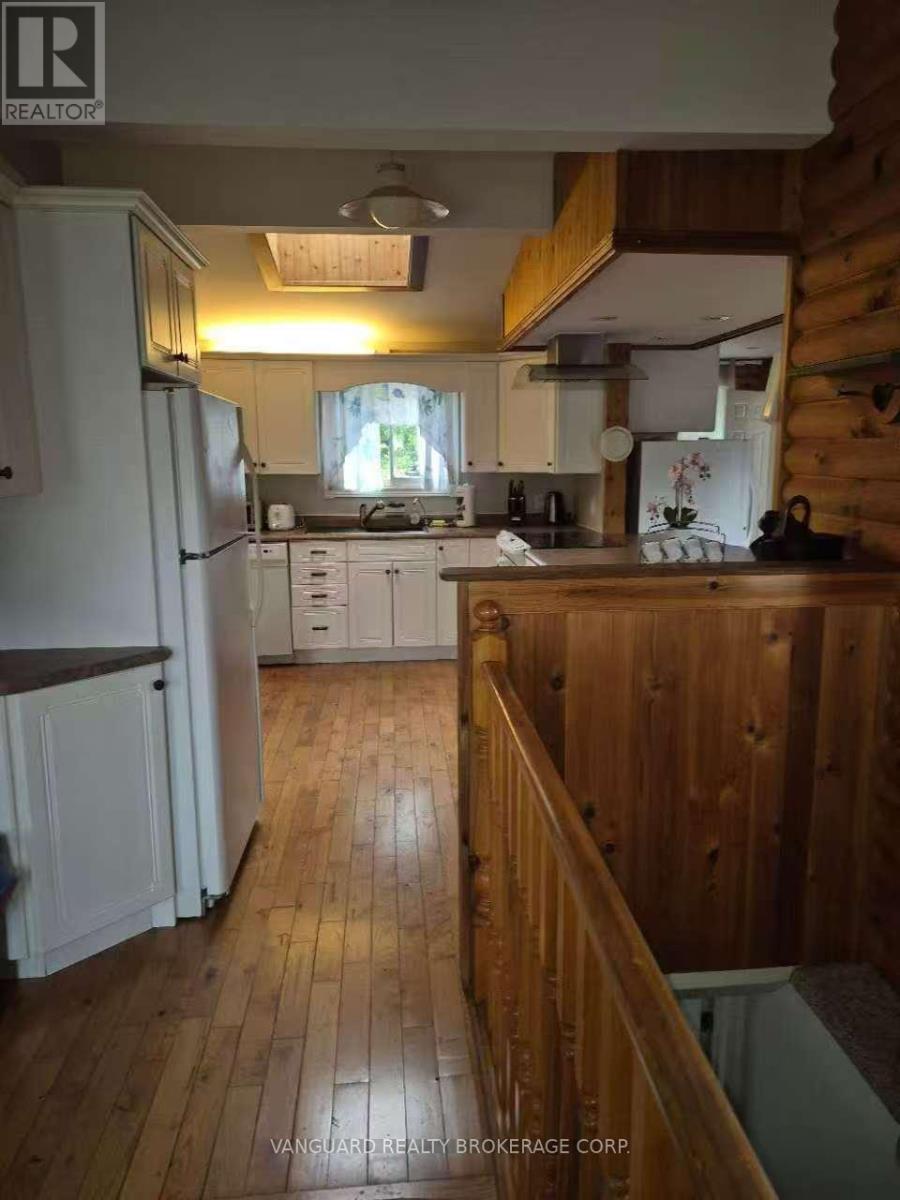 7696 South River Road, Ramara, Ontario  L0K 2B0 - Photo 15 - S12404607